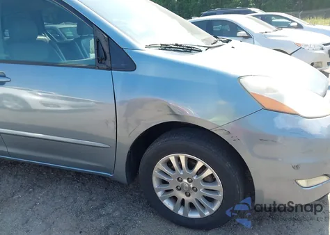 2007 Toyota Sienna Xle z USA, uszkodzony, nr VIN 5TDZK22C37S034400